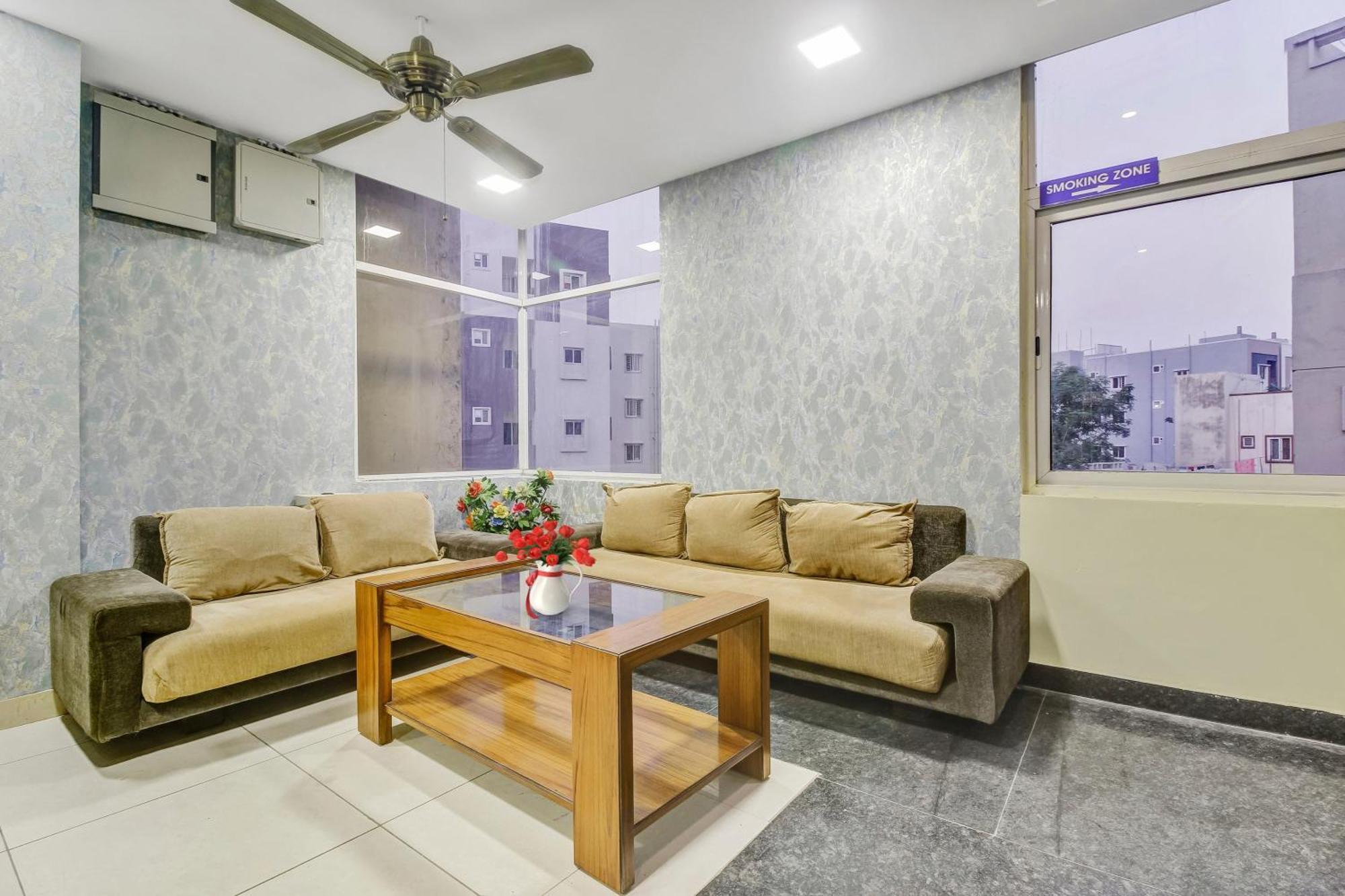 Collection O Galaxy Suites Хидерабад Екстериор снимка